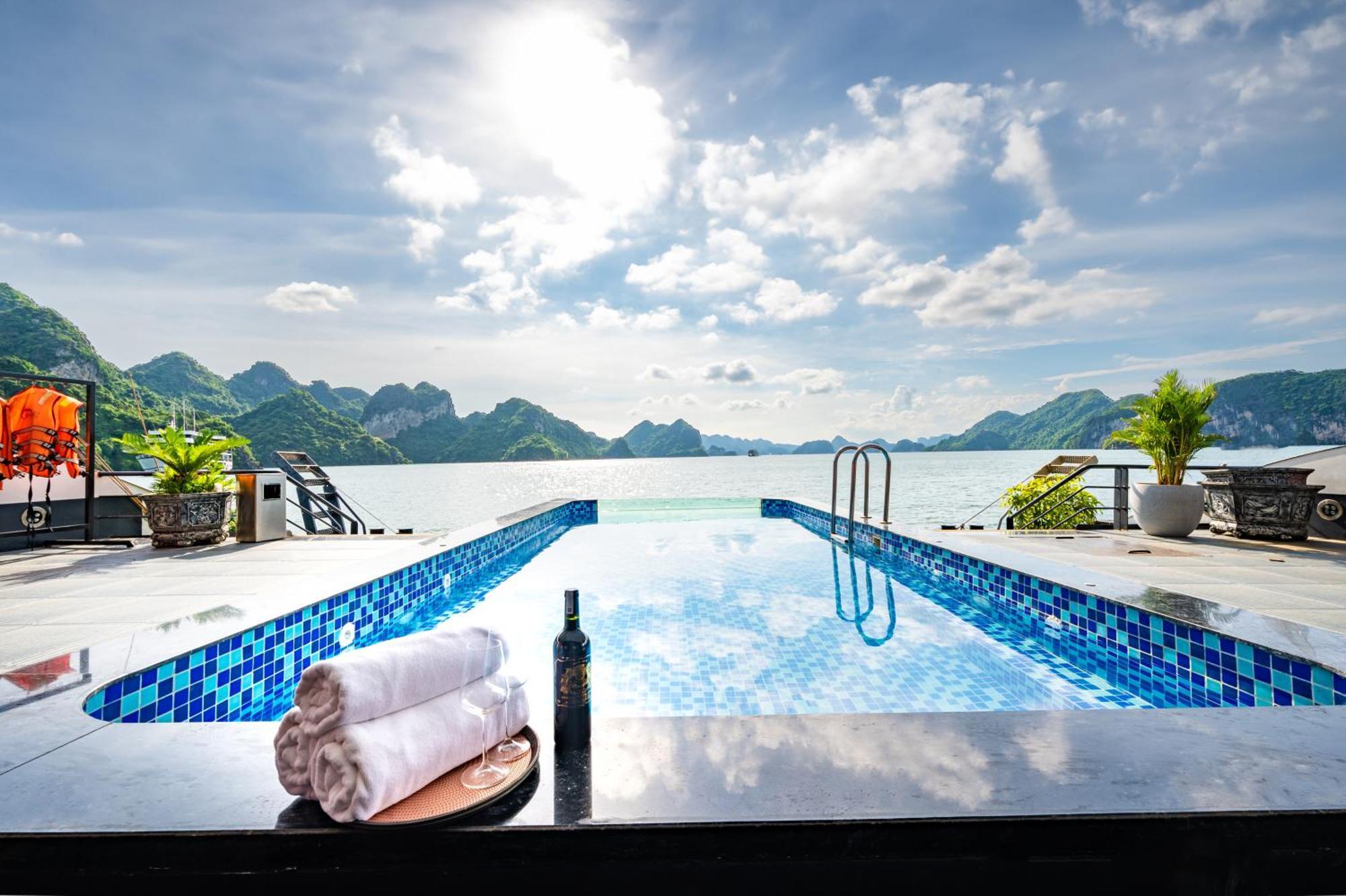 Velar Of The Sea Hotel Ha Long Luaran gambar